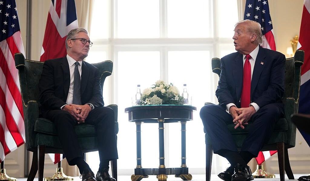 Новини світу - Трамп пояснив Стармеру, як йому перемогти на виборах популістів