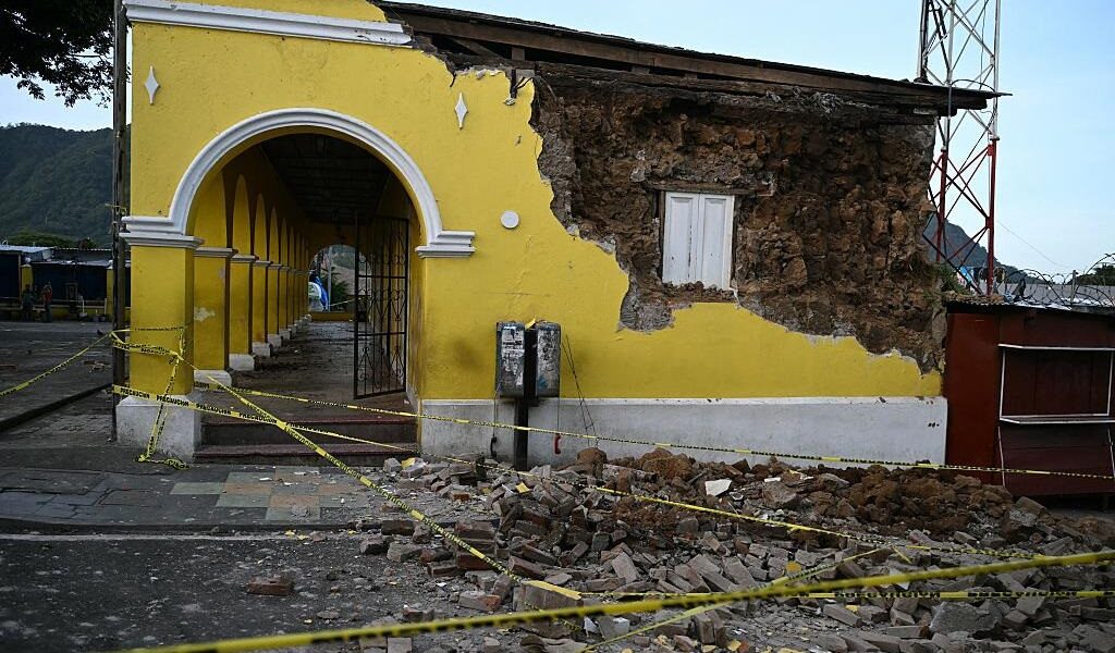 Новини світу - У Гватемалі за кілька годин відбулось майже 40 землетрусів