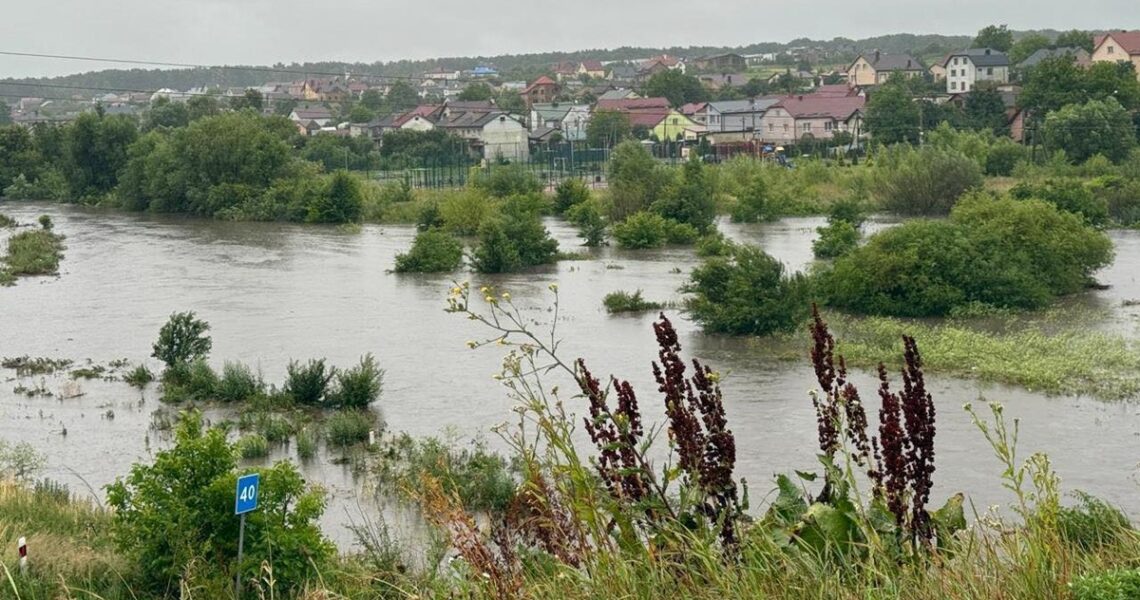 Новини України - У Львові підтоплення через сильні дощі