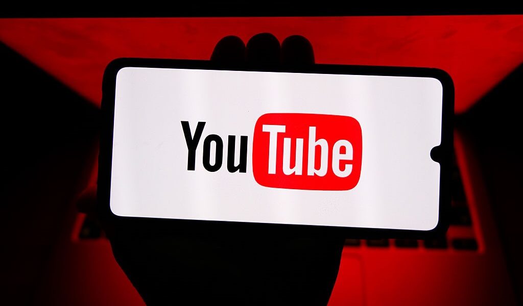 Новини світу - YouTube видалив майже 11 тис. каналів через пропаганду з РФ та Китаю