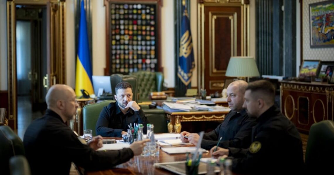 Новини України - Зеленський провів нараду щодо оборонної сфери