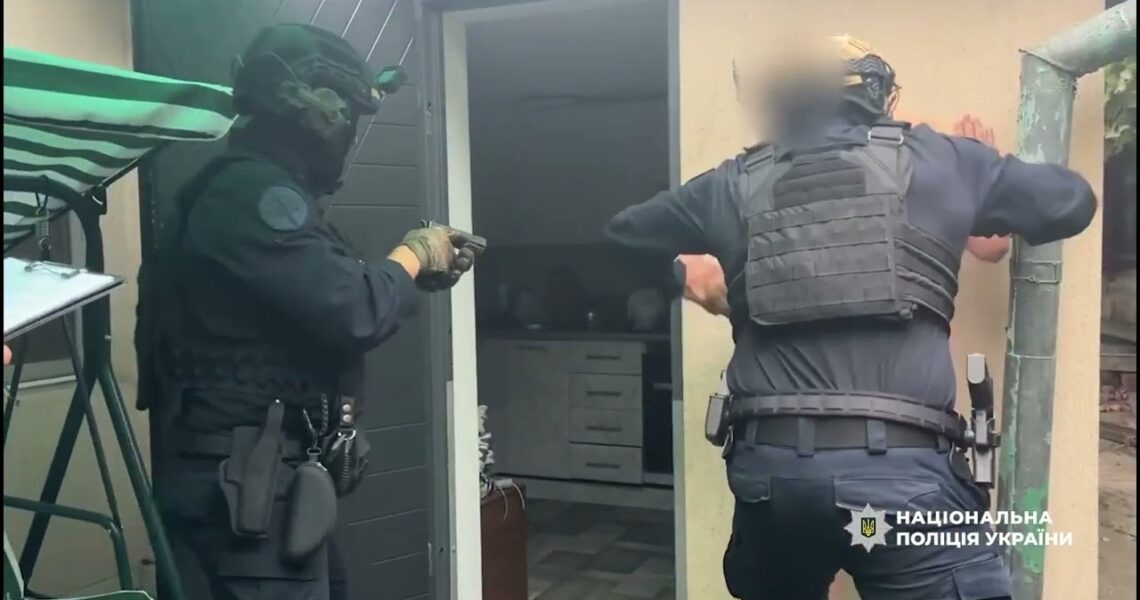 Ошукали українців на 2 млн грн: поліція спільно з молдавськими колегами викрила злочинне угруповання