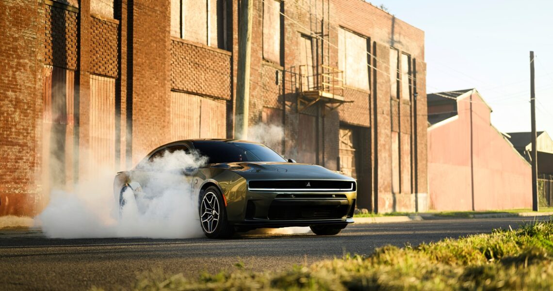 Авто новини - Dodge повертає бензиновий Charger