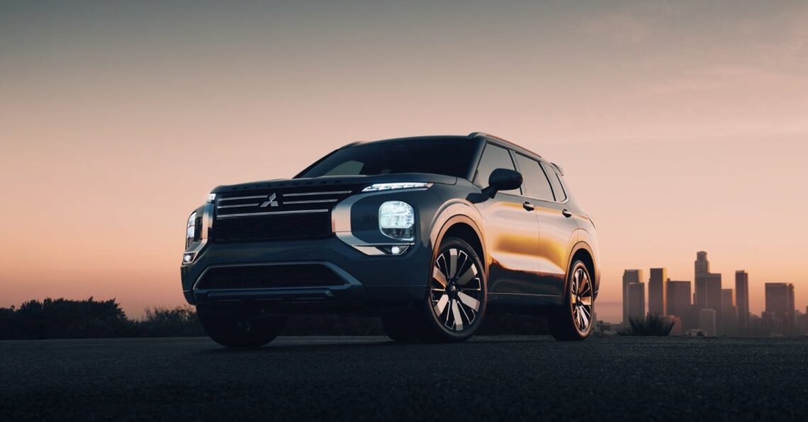 Авто новини - Mitsubishi відкликає майже 92 тисячі кросоверів Outlander