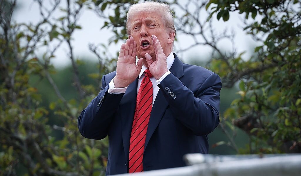 Новини світу - Обмін територіями. Про що говорять Путін і Трамп