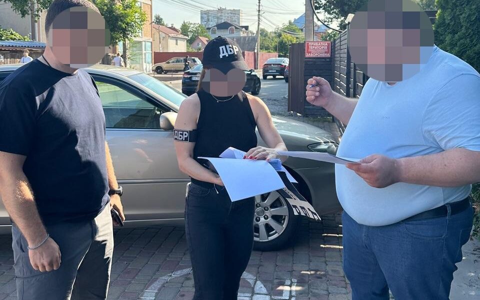 Новини України - Посадовців Держпродспоживслужби Вінниччини спіймали на хабарі