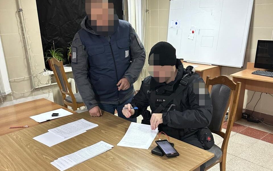 Новини України - Правоохоронець отримав три роки за жорстоке побиття військового