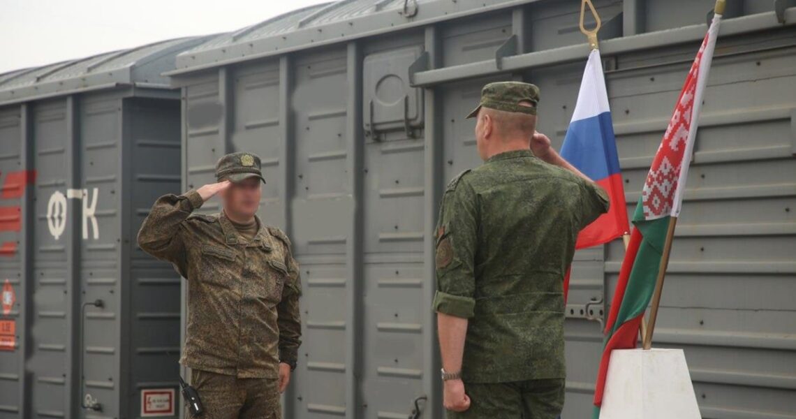 Новини світу - Росія почала перекидати війська до Білорусі