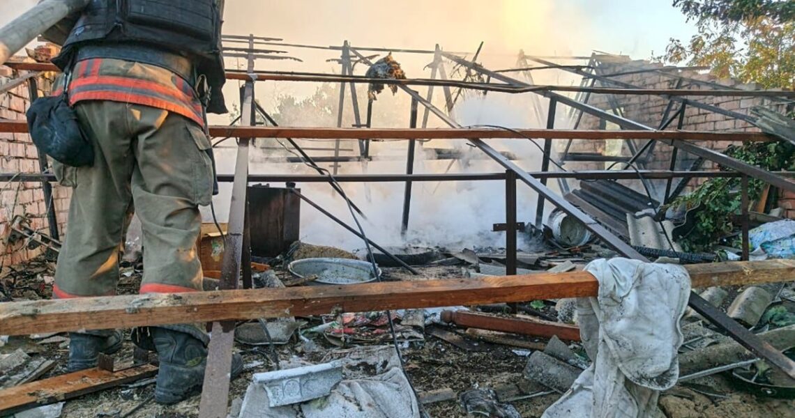 Новини України - Росіяни вдарили по Нікопольщині, загинула людина