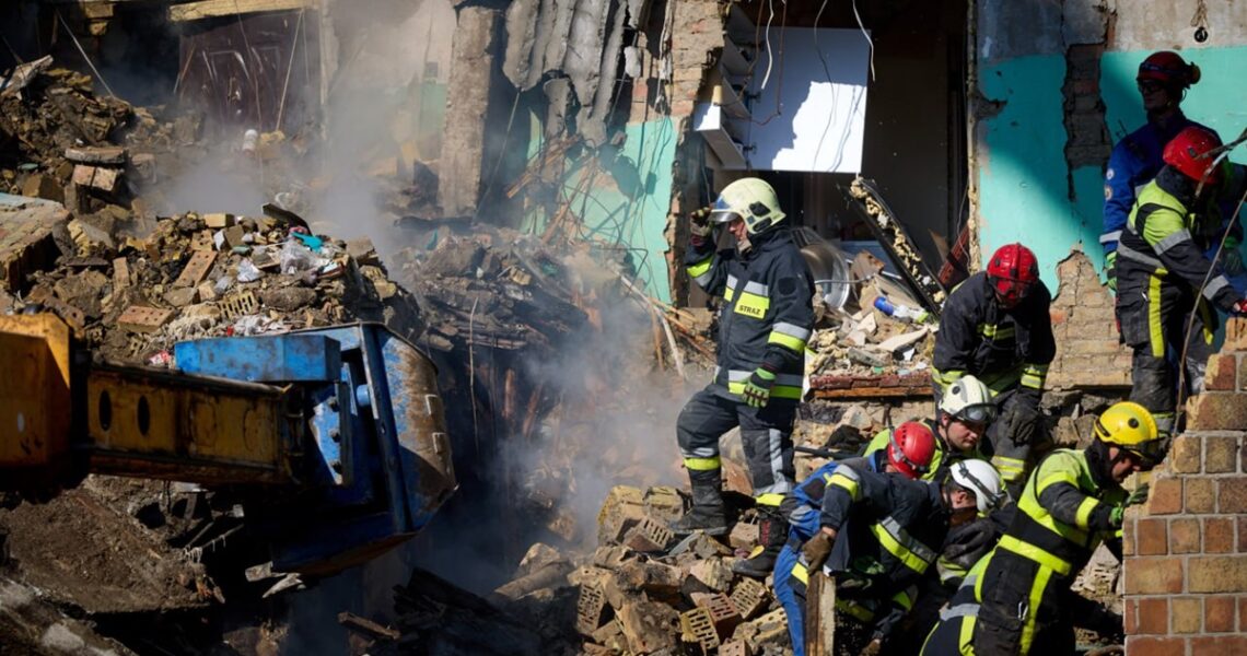 Новини Києва - Розбір завалів у Києві триває: жертв стало більше