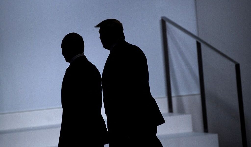 Новини світу - Тільки перекладачі. Переговори Трампа з Путіним