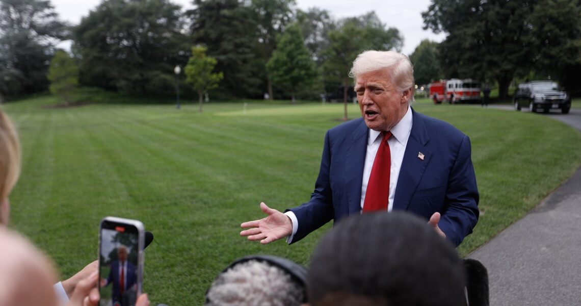 Новини світу - Трамп не виключив переговорів з РФ впродовж тижня
