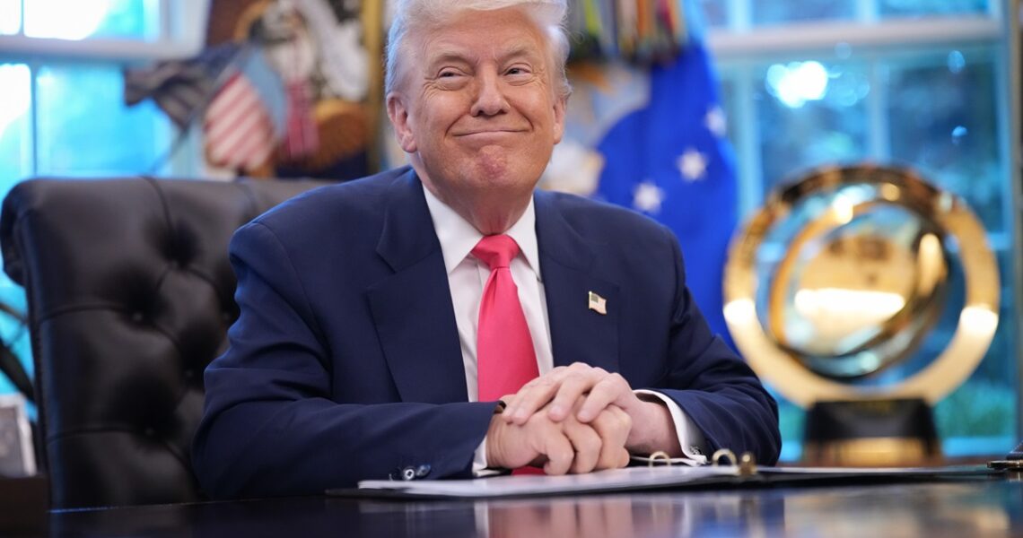Новини світу - Трамп почав готовати зустріч Зеленського і Путіна