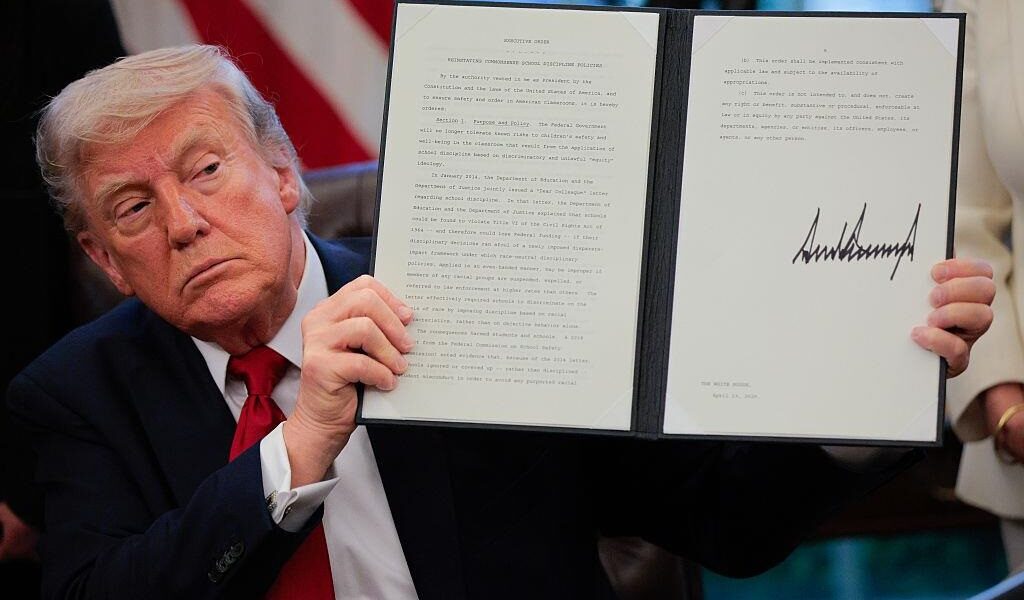 Новини світу - Трамп вдарив додатковими тарифами по Індії