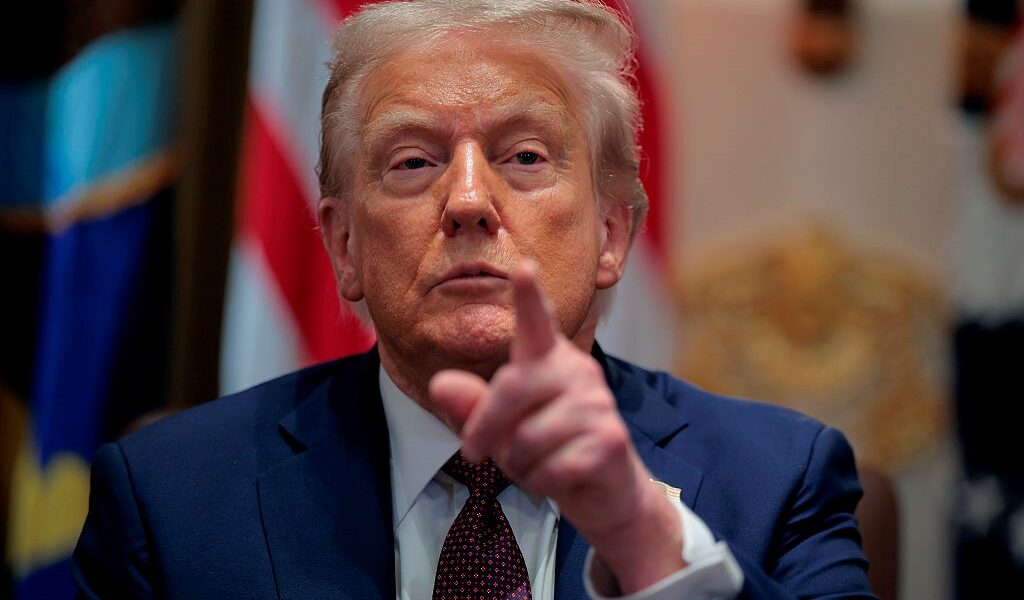 Новини бізнесу - Трамп запровадив 50% мита на імпорт з Індії