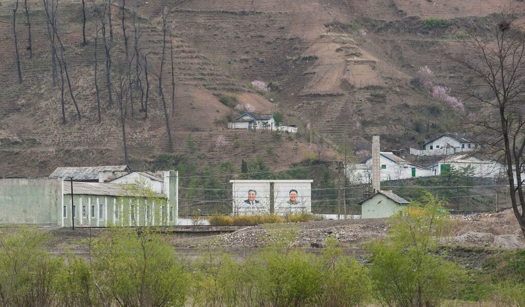 Новини світу - У Сеулі заявили про ріст економіки КНДР через співпрацю з Росією