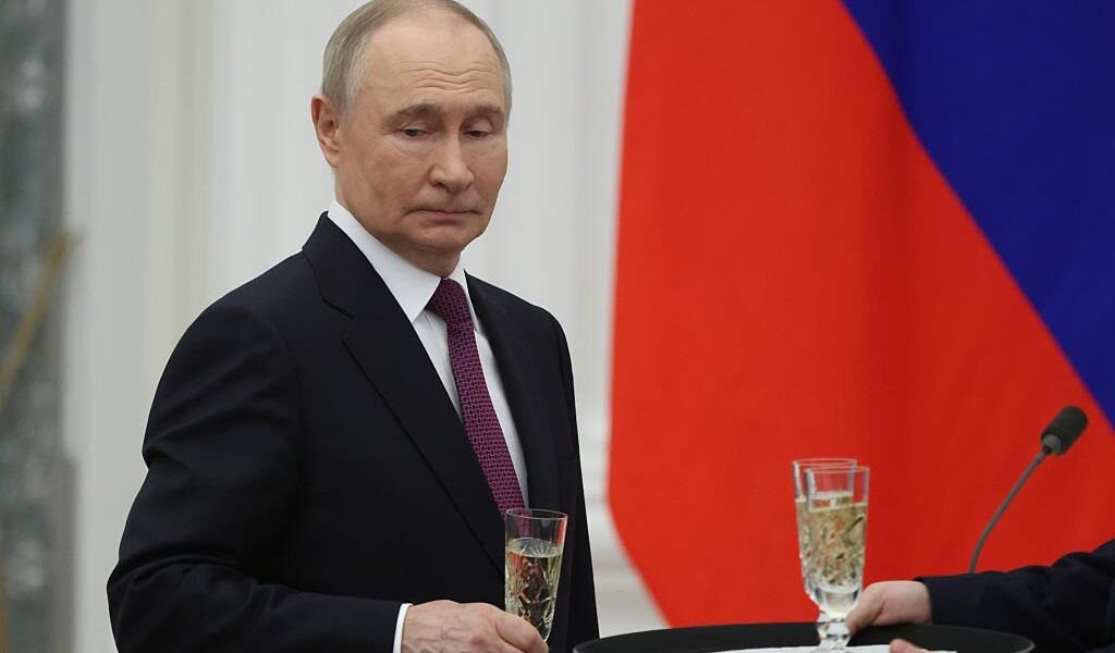 Новини світу - Більшість росіян не змогли назвати досягнень РФ за каденції Путіна