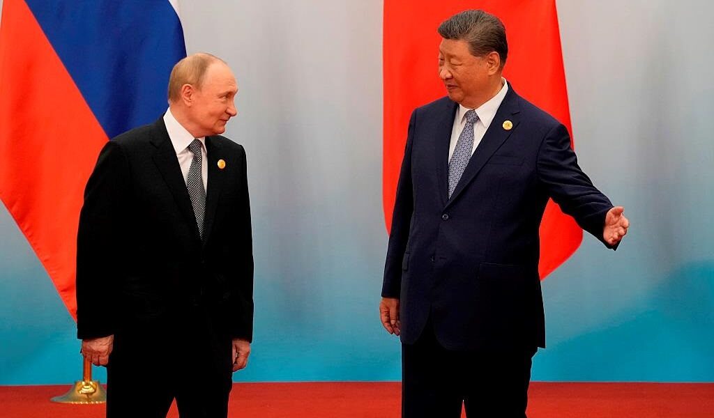 Новини світу - Путін і Сі зустрілися в Пекіні та виголосили заяви