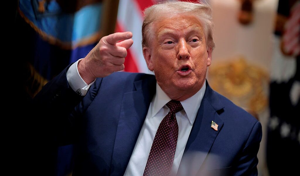 Новини України - Трамп вимагає, що Європа припинила купувати російську нафту
