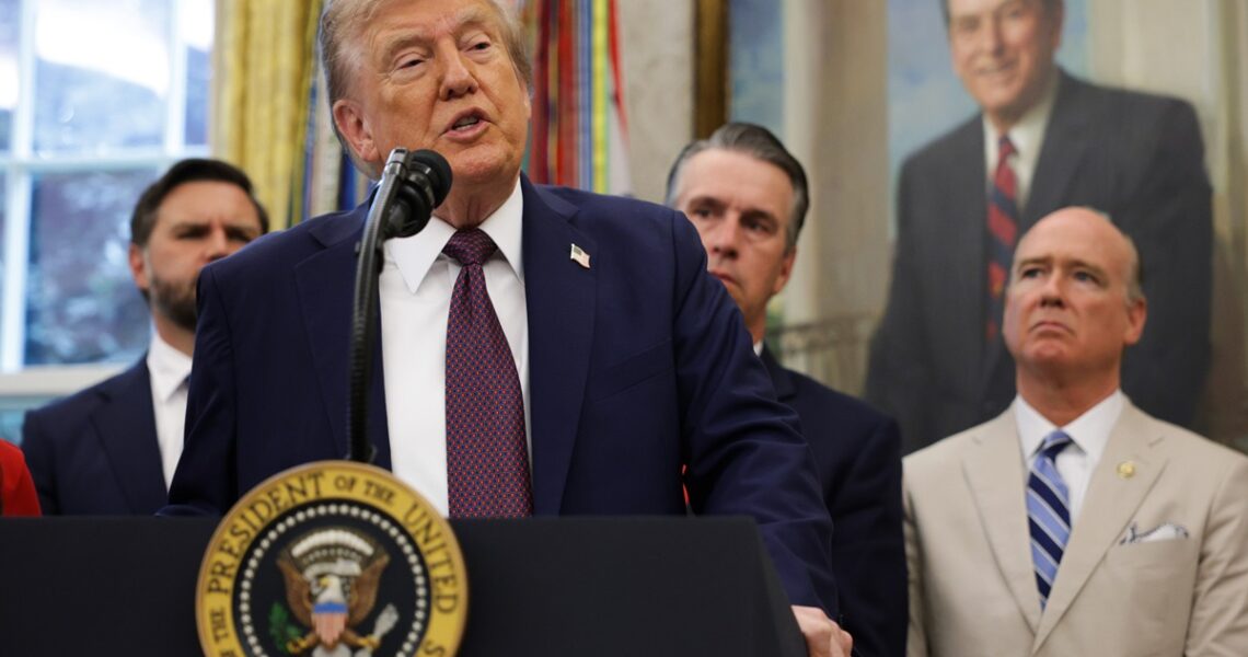 Новини світу - Трамп заявив, що дізнався "цікаві речі" про Путіна