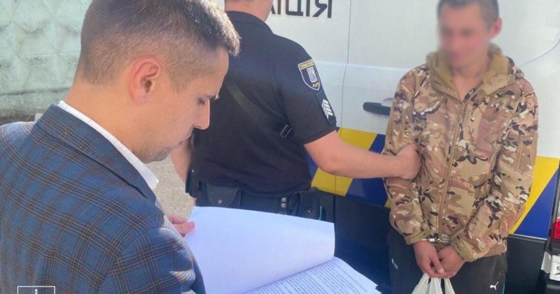 Новини Києва - У Києві чоловік пограбував пораненого військового на візку