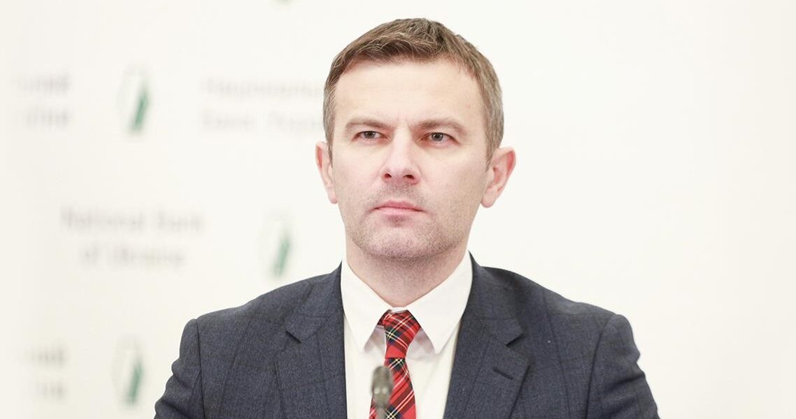 Новини України - В НБУ пояснили падіння курсу долара до гривні