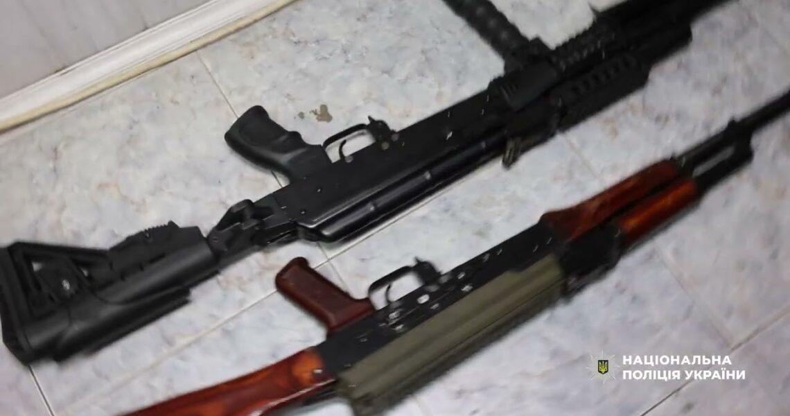Нацполіція ліквідувала масштабний канал нелегального збуту зброї