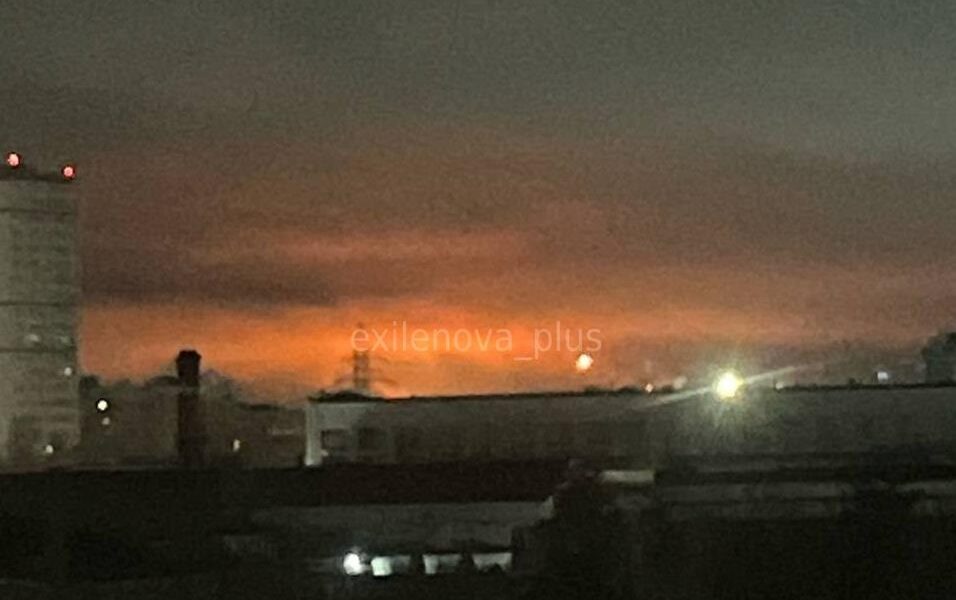 Новини світу - Ані ночі без пожежі: у РФ дрони атакували НПЗ