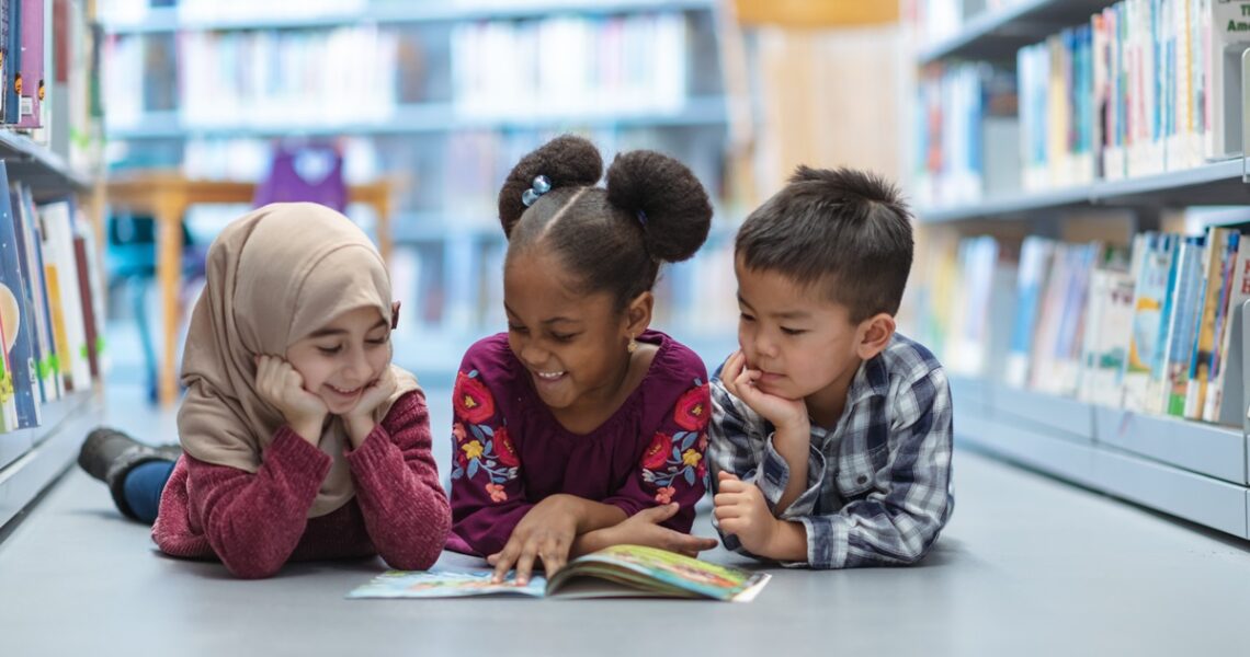 Новини світу - Австрія запровадила заборону на носіння хіджабу в школах