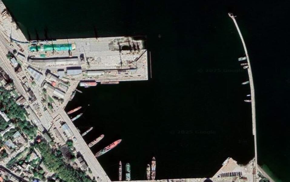 Новини України - Дрон уразив російський корабель в Криму - соцмережі