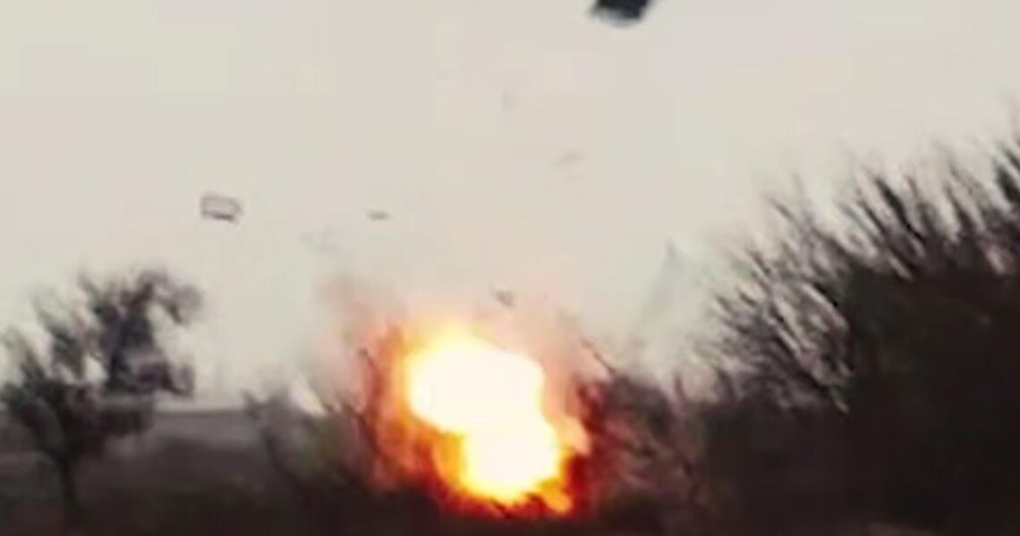 Новини України - ГУР підірвало авто з окупантами на Херсонщині