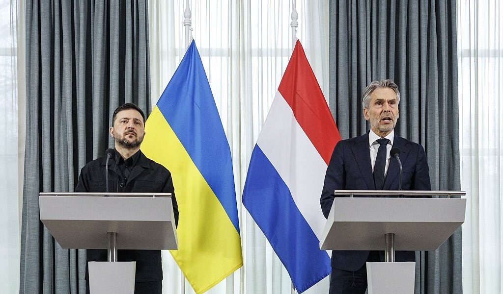 Новини політики - Міжнародна комісія з компенсації Україні збитків працюватиме в Нідерландах