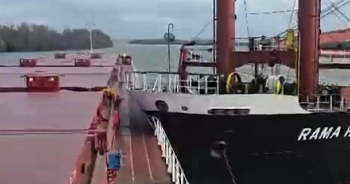 Новини України - На Дунаї балкер протаранив суховантаж з українською пшеницею