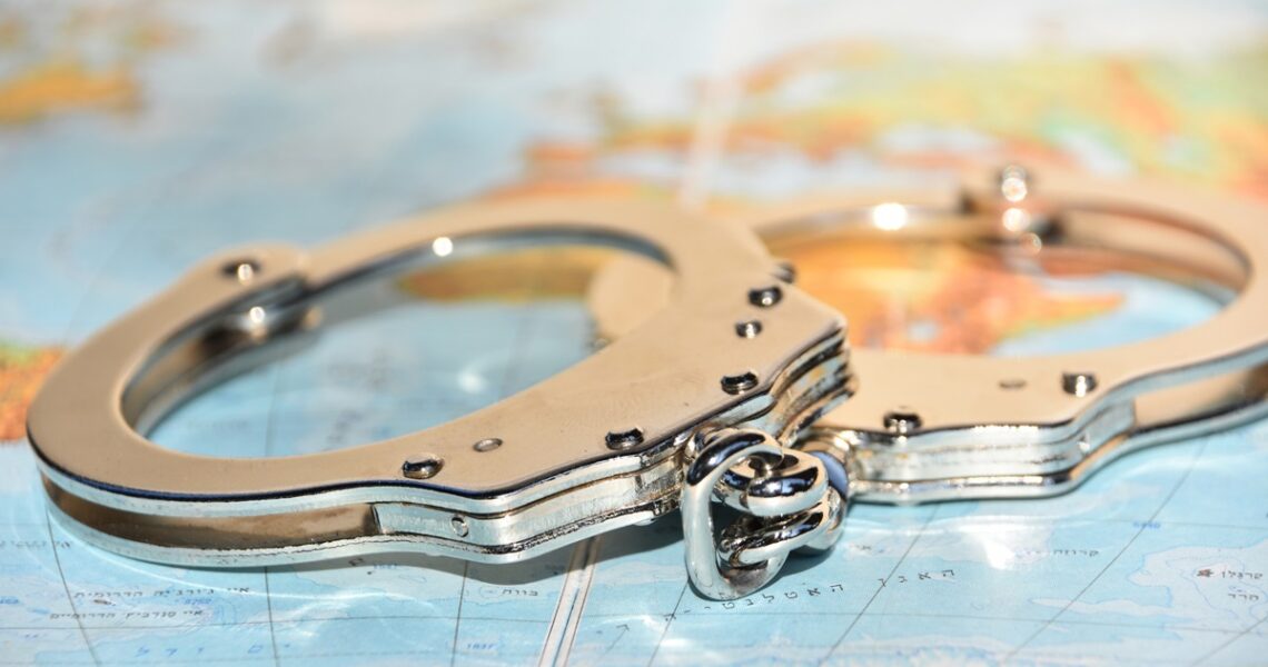 Новини світу - Польща подала запит до Інтерполу щодо розшуку двох українців