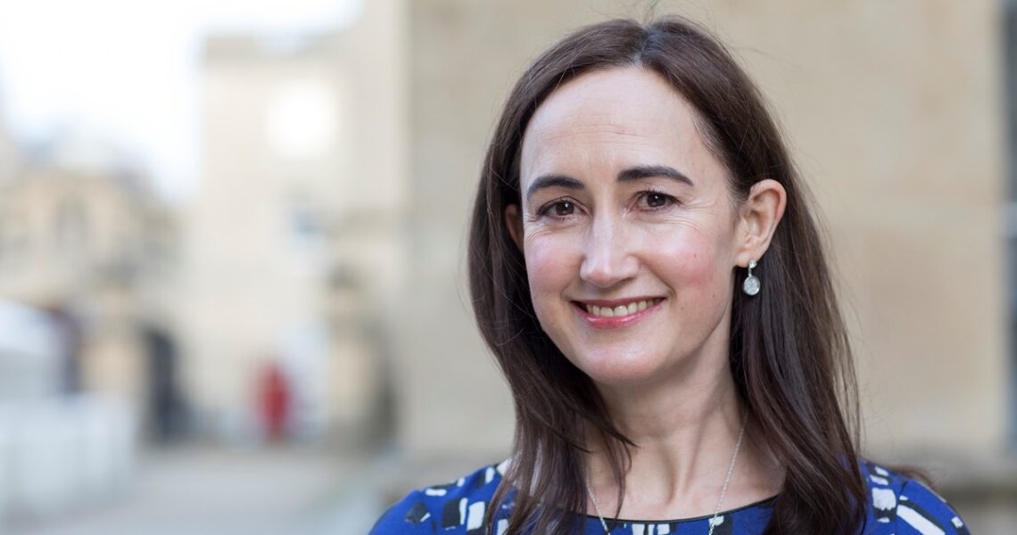 Новини культури - Померла письменниця Софі Кінселла - авторка культової серії Шопоголік