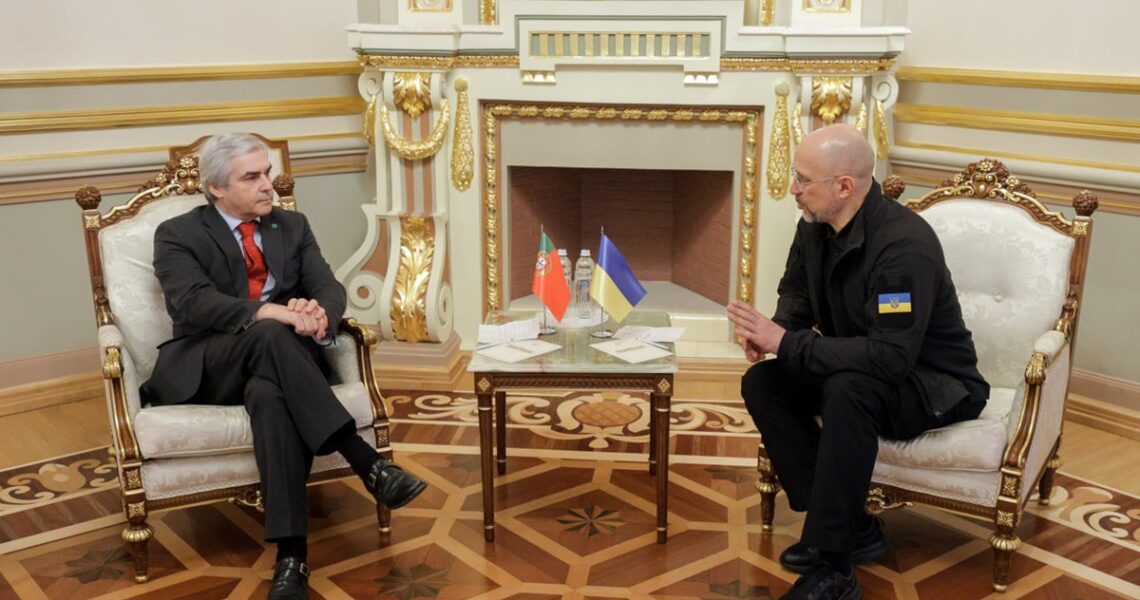 Новини України - Португалія виділить 50 млн євро на купівлю зброї США для України