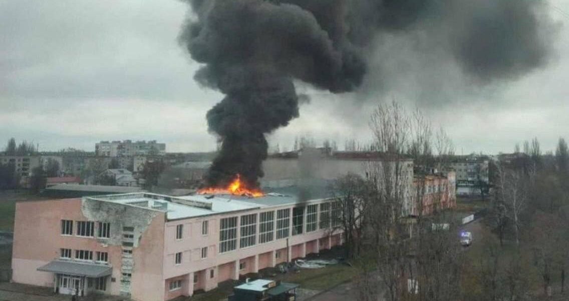 Новини України - Росія атакувала дронами спортивну школу в Шостці