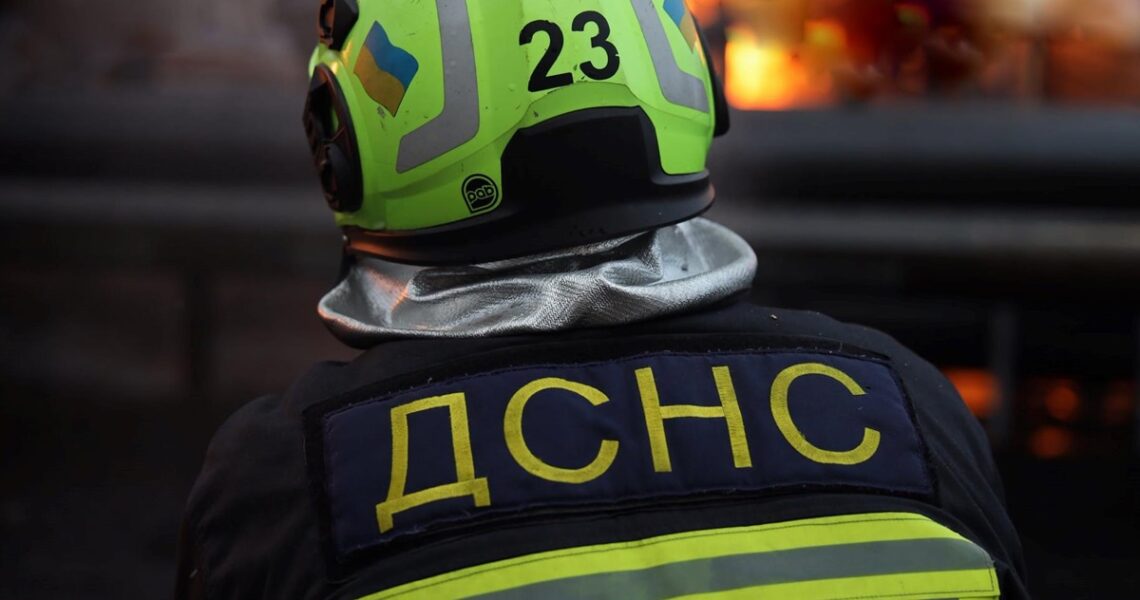 Новини України - Шахед поцілив у багатоповерхівку в Чернігові