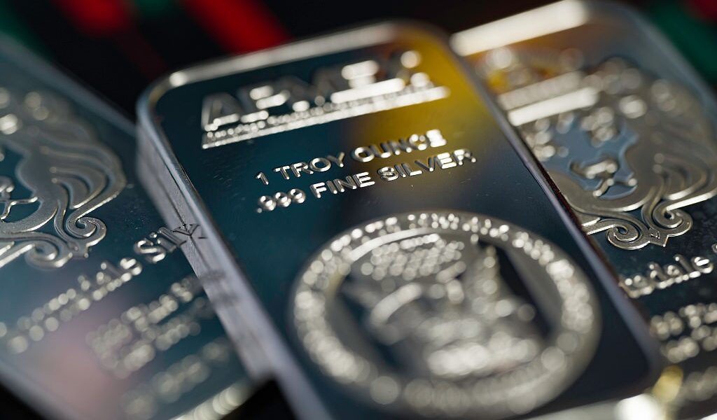 Новини бізнесу - Срібло оновило історичний максимум у $75