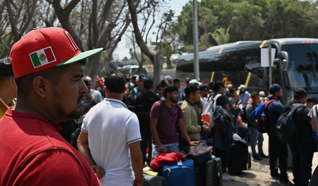 Новини світу - США пропонують нелегалам по 3000 доларів за "самодепортацію"