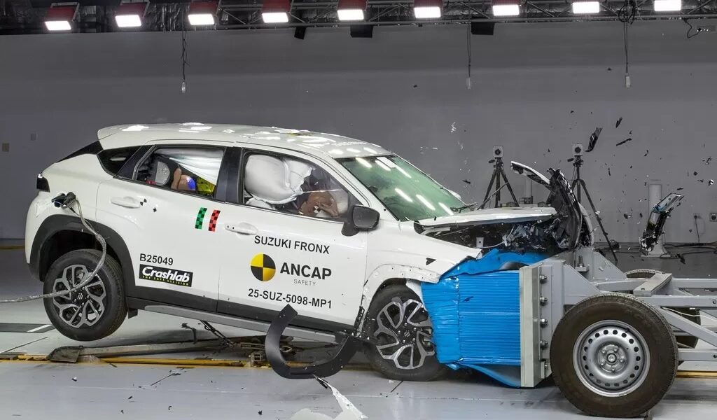 Авто новини - Suzuki Fronx провалив краш-тести ANCAP і знятий з продажу