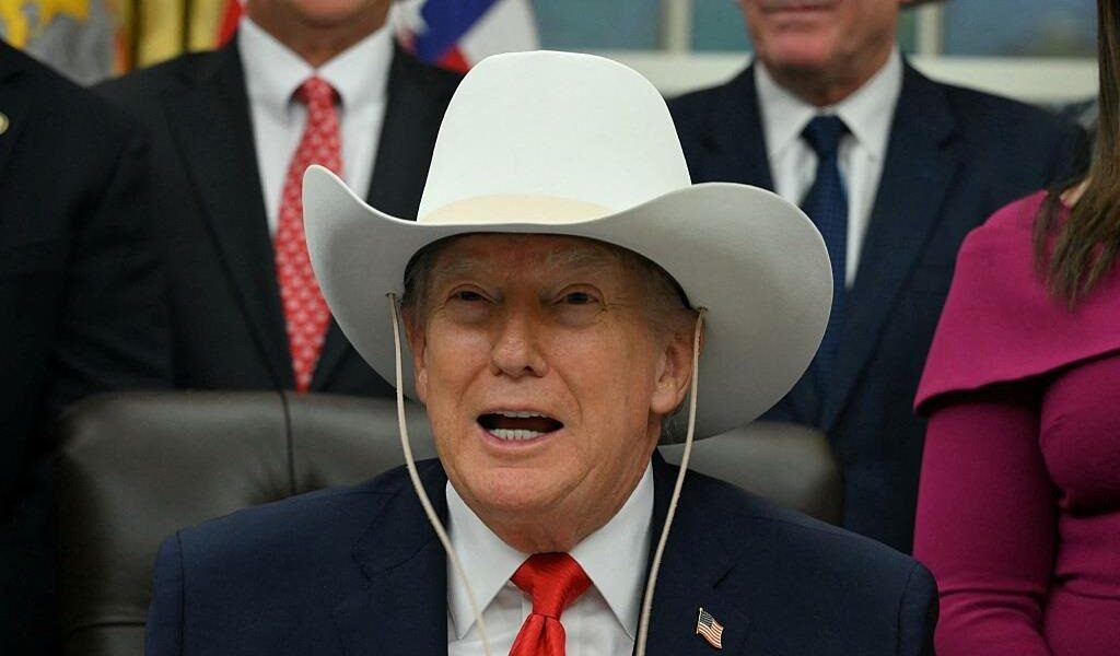 Новини світу - Трамп подав позов проти BBC на $5 млрд