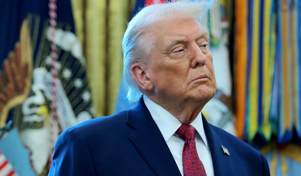 Новини світу - Трамп поговорив телефоном із Путіним