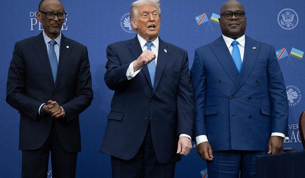 Новини світу - Трамп "помирив" ДР Конго та Руанду