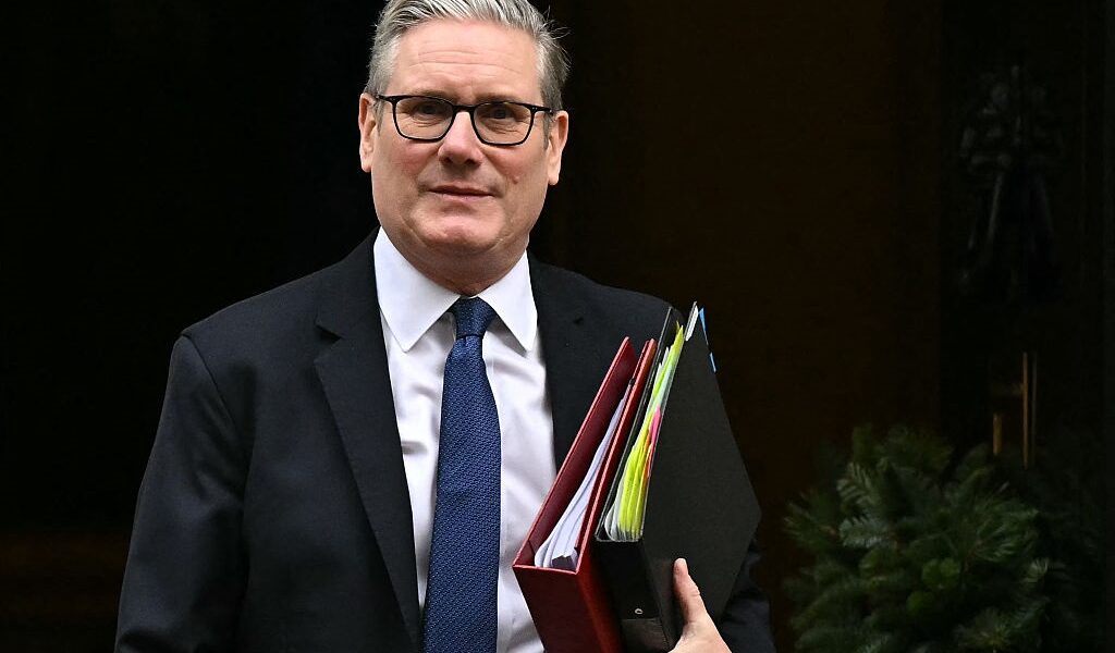 Новини світу - У Стармера пояснили відсутність на зустрічі Зеленського і лідерів ЄС