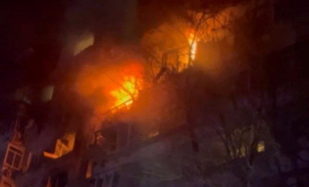 Новини України - У Запоріжжі БПЛА влучив у багатоповерхівку