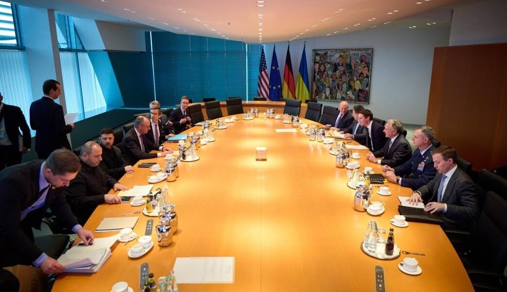 Новини України - Україна і США відновили переговори в Берліні - ЗМІ