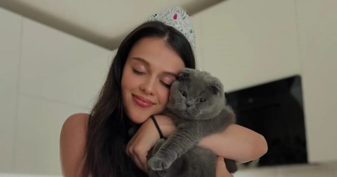 Новини культури - Українка розповіла, як заробляє її кіт