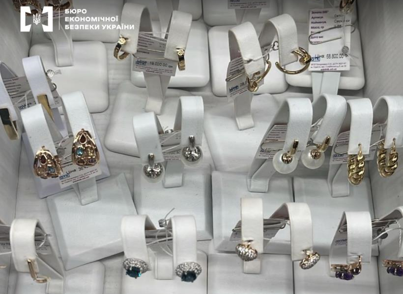 Новини України - В Одесі виготовляли "ювелірку" під виглядом світових брендів
