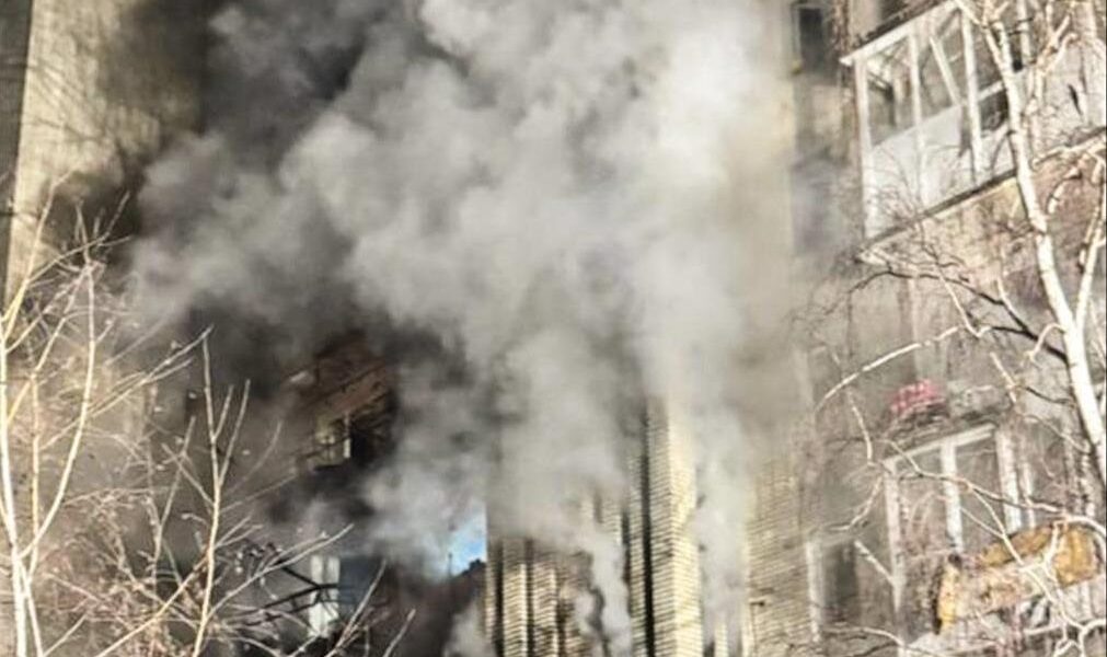 Новини України - В Охтирці БПЛА влучив у багатоповерхівку